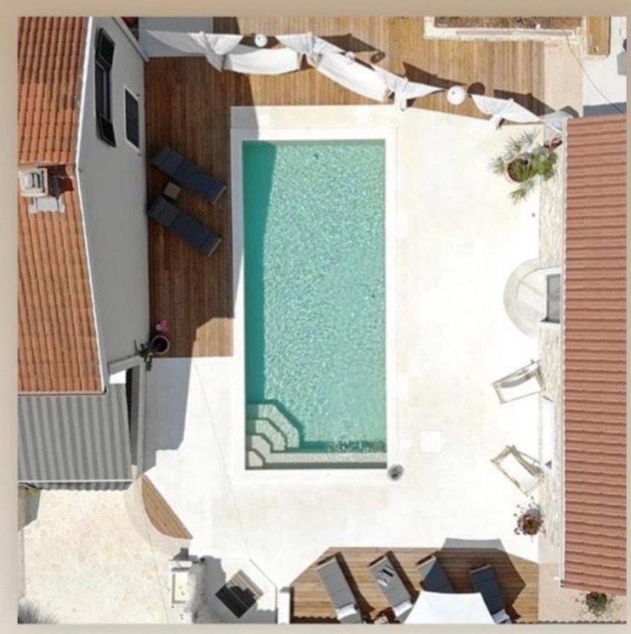 Ferienwohnungen VI La Mare With Heated Pool Zadar Eksteriør bilde